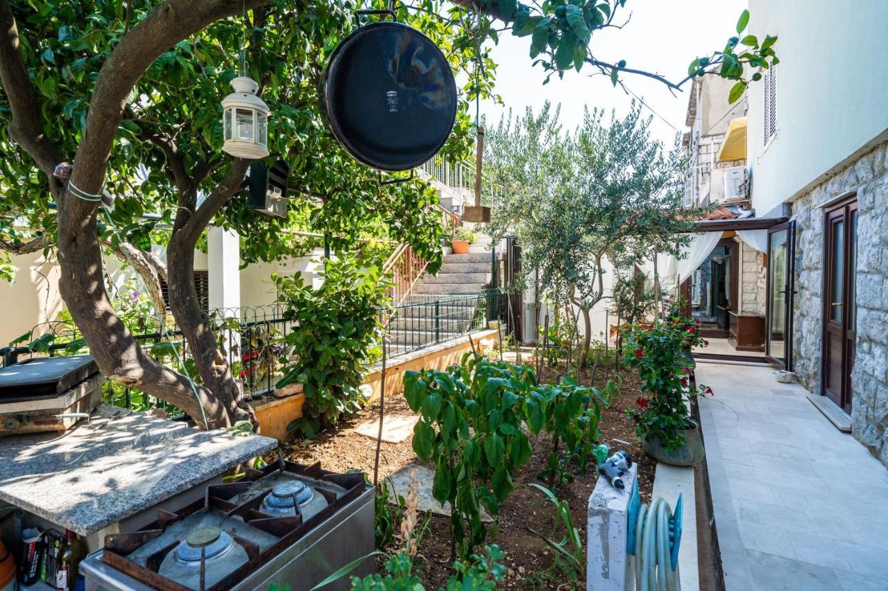Apartment & Room Sunset Beach Dubrovnik Exterior photo